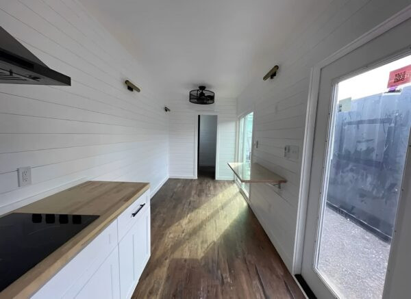 Custom 40ft Luxury One-Bedroom Container Home — depot photo