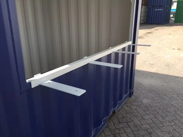 10ft Spaza Shop Container — Corner casting and frame condition